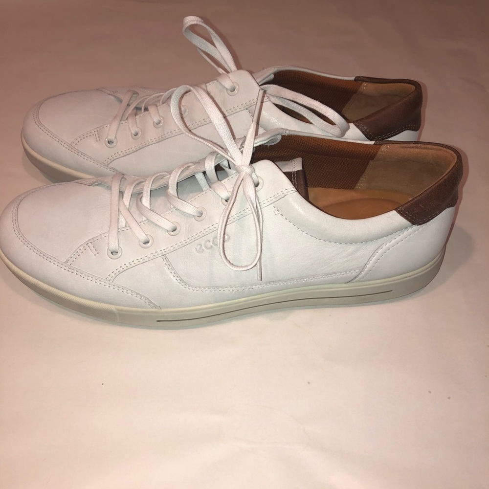 Ecco Low Top Shoes